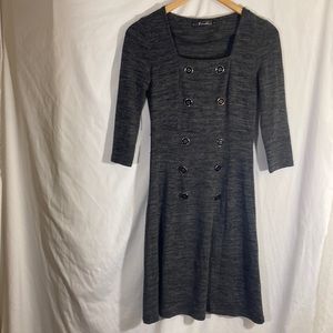 Neesha woman’s dress size S